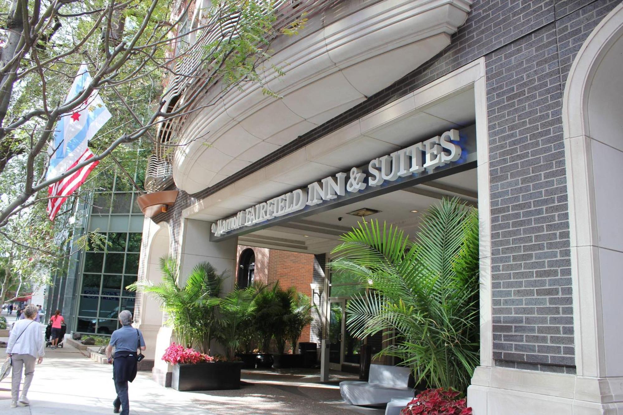 Fairfield Inn And Suites Chicago Downtown/ Magnificent Mile Zewnętrze zdjęcie